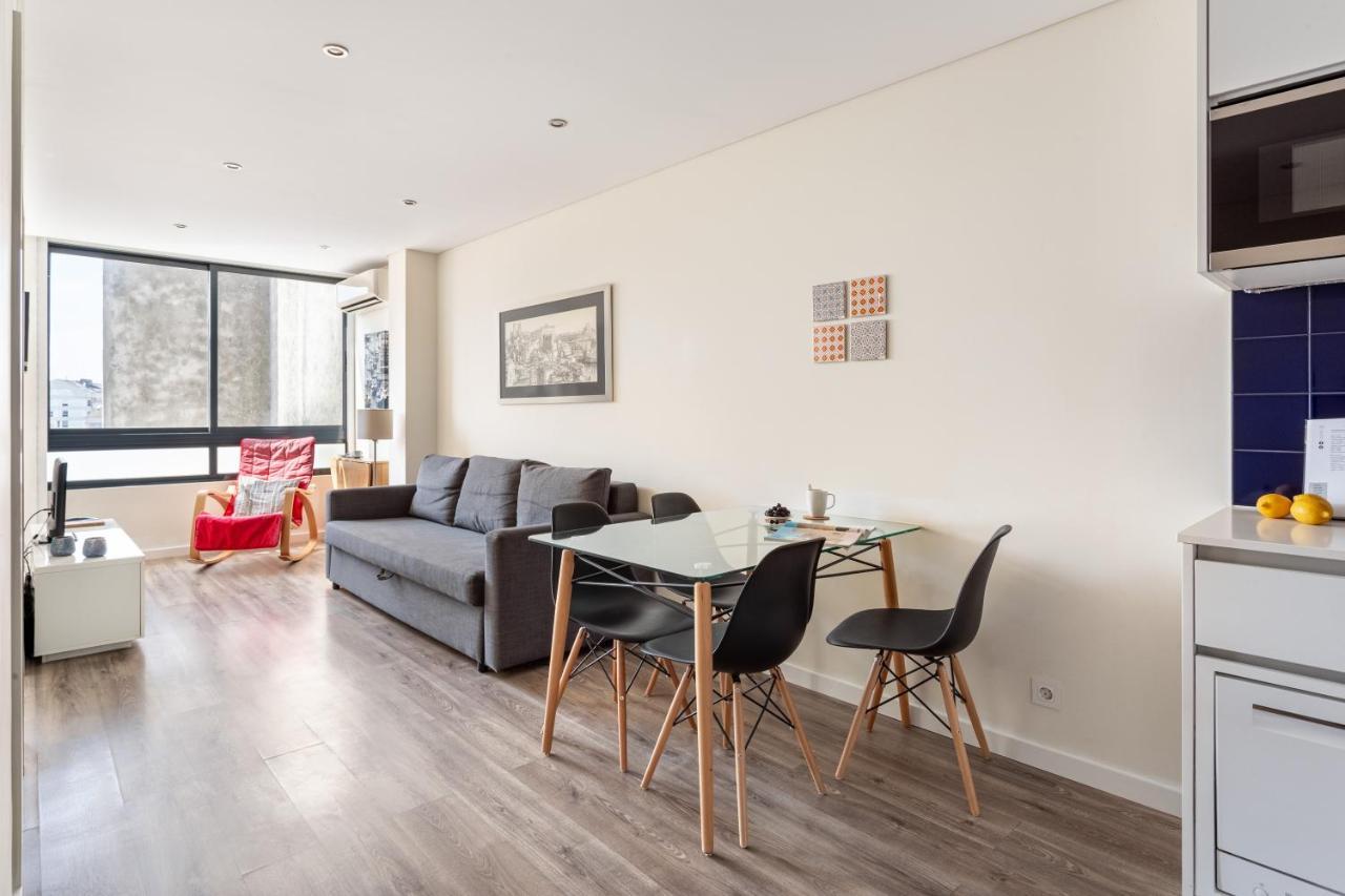 Joivy Modern 1-bed In Apartment