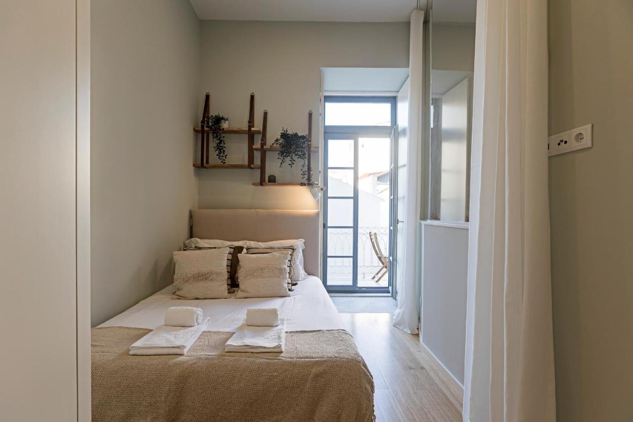 Appartement 31 Janeiro 157 - Stylish 1br W/ Ac & Balcony By Lovelystay *