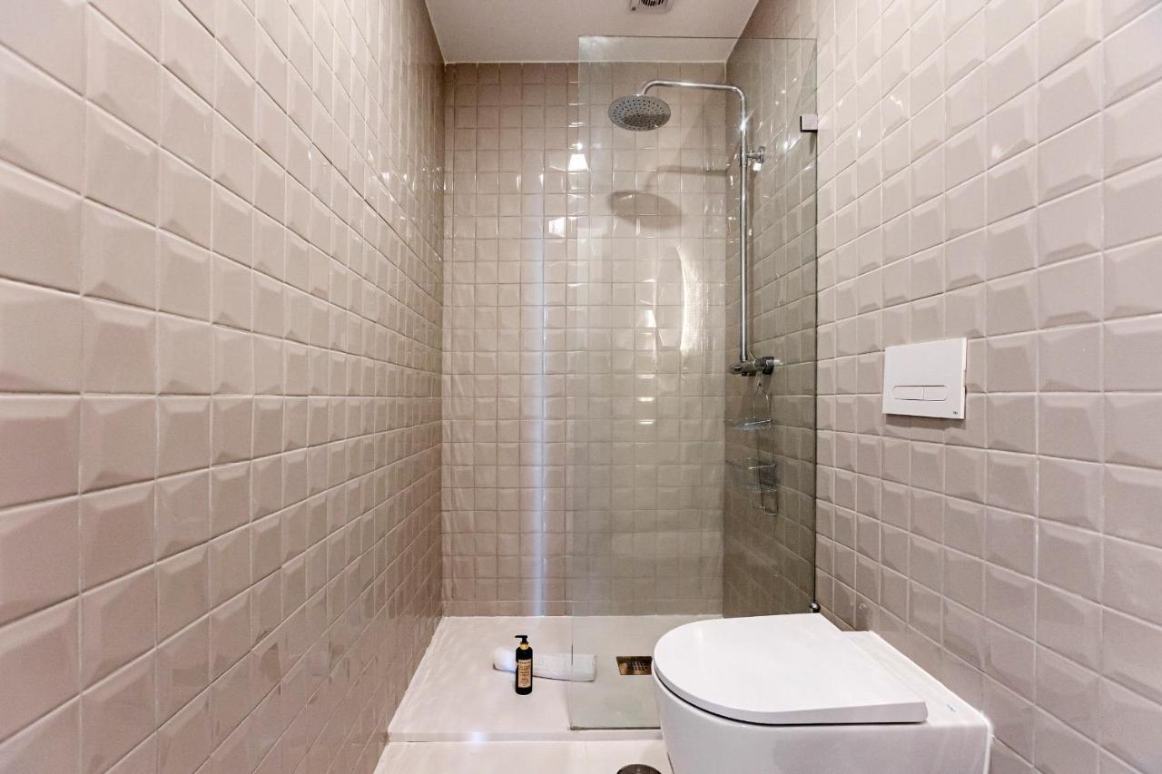 31 Janeiro 157 - Stylish 1br W/ Ac & Balcony By Lovelystay * Porto