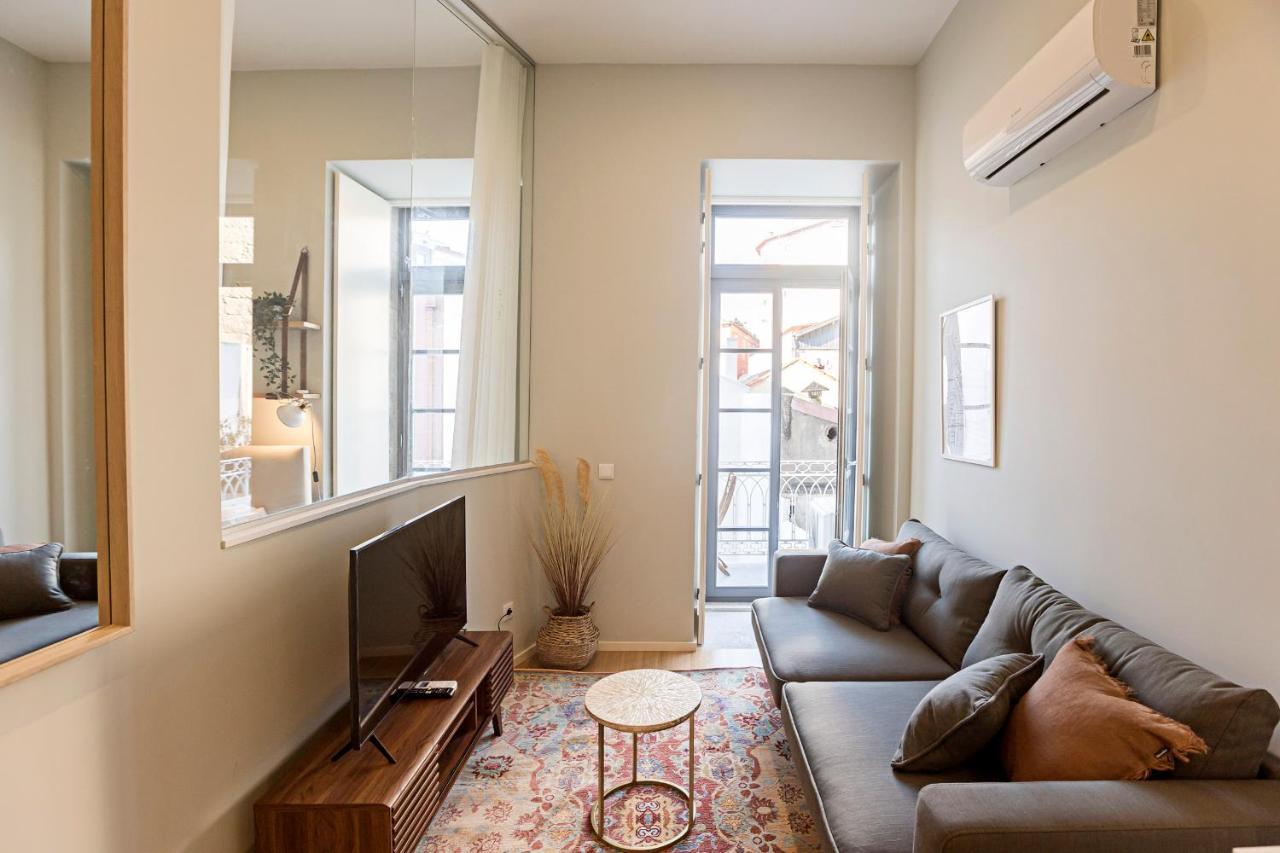 31 Janeiro 157 - Stylish 1br W/ Ac & Balcony By Lovelystay Appartement Porto