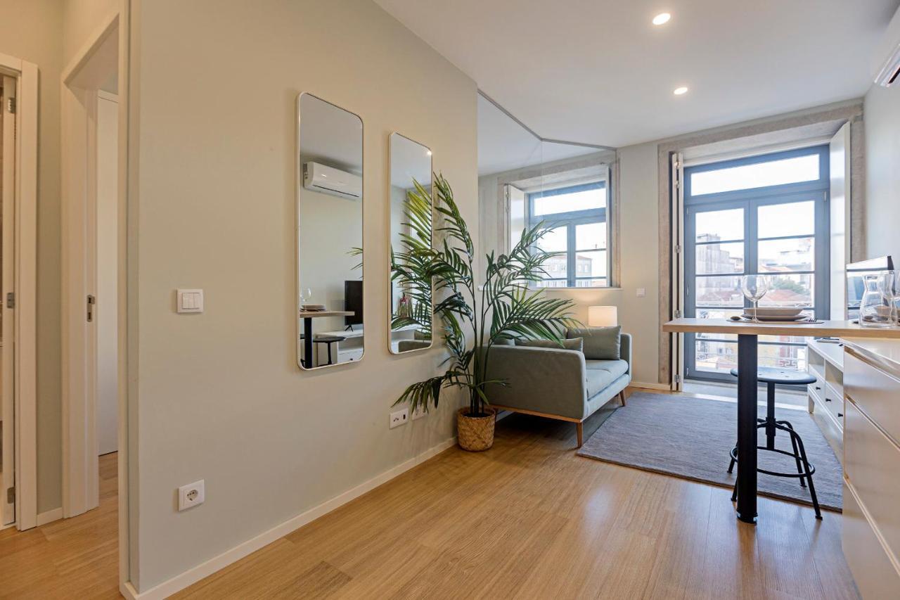 31 Janeiro 157 - Charming 1br Flat W/ Ac & Balcony By Lovelystay * Porto