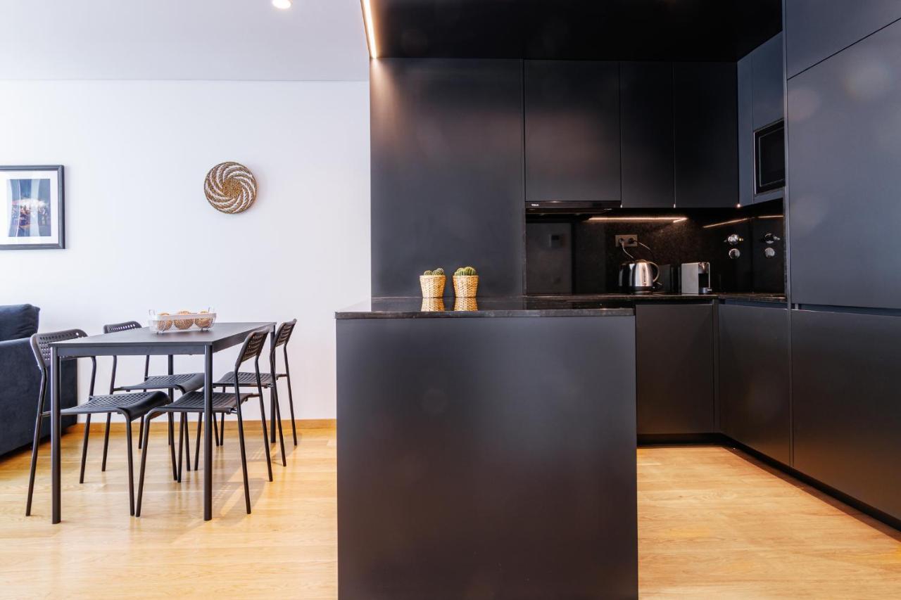 Apartment New Camoes Deluxe With Ac And Free Parking *