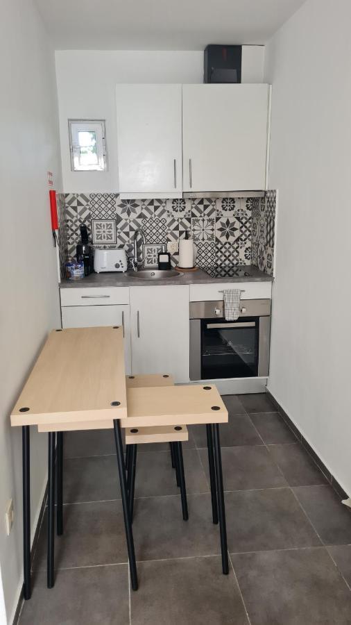 Kirashouse Apartment *