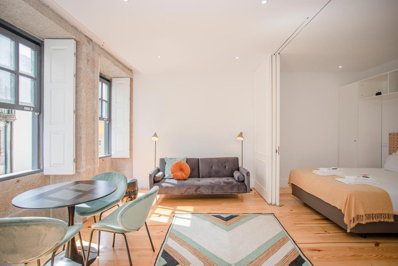 Apartment Liiiving In - Flores Design Experience