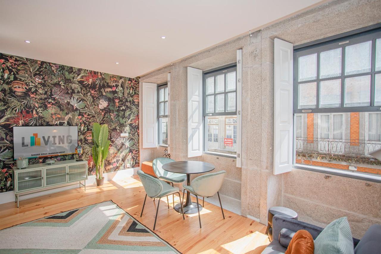 Liiiving In - Flores Design Experience Apartment