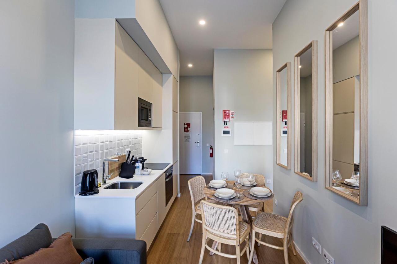 31 Janeiro 157 - Stylish 1br W/ Ac & Balcony By Lovelystay * Porto