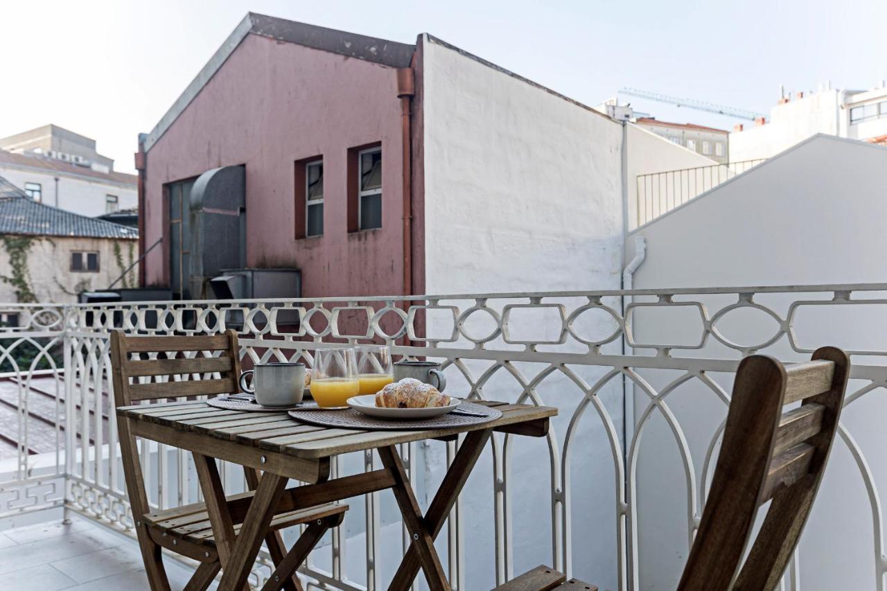 31 Janeiro 157 - Stylish 1br W/ Ac & Balcony By Lovelystay