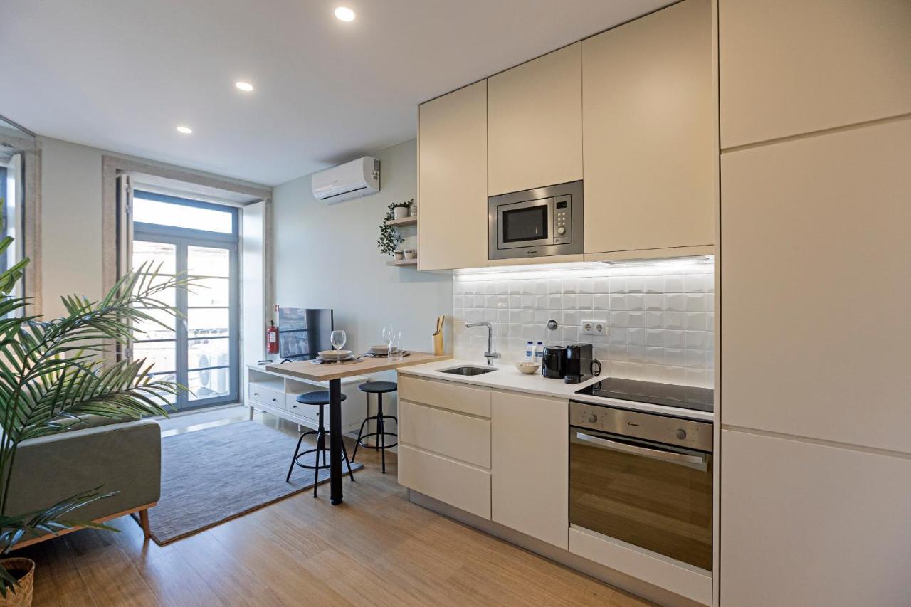 Appartement 31 Janeiro 157 - Charming 1br Flat W/ Ac & Balcony By Lovelystay *