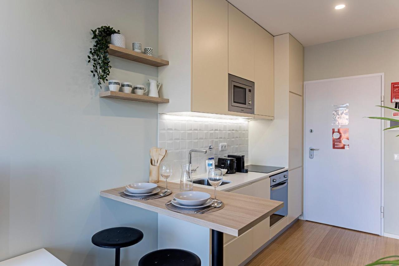 Appartement 31 Janeiro 157 - Charming 1br Flat W/ Ac & Balcony By Lovelystay Porto