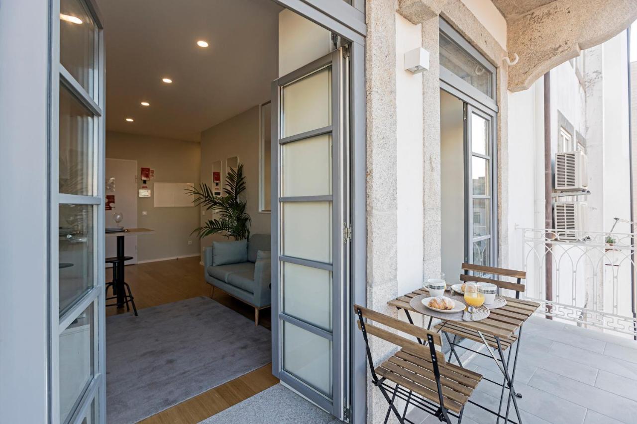 31 Janeiro 157 - Charming 1br Flat W/ Ac & Balcony By Lovelystay * Porto