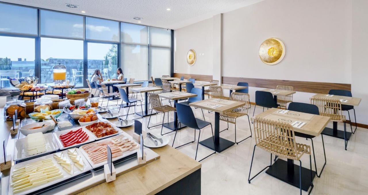 Select 4* Porto