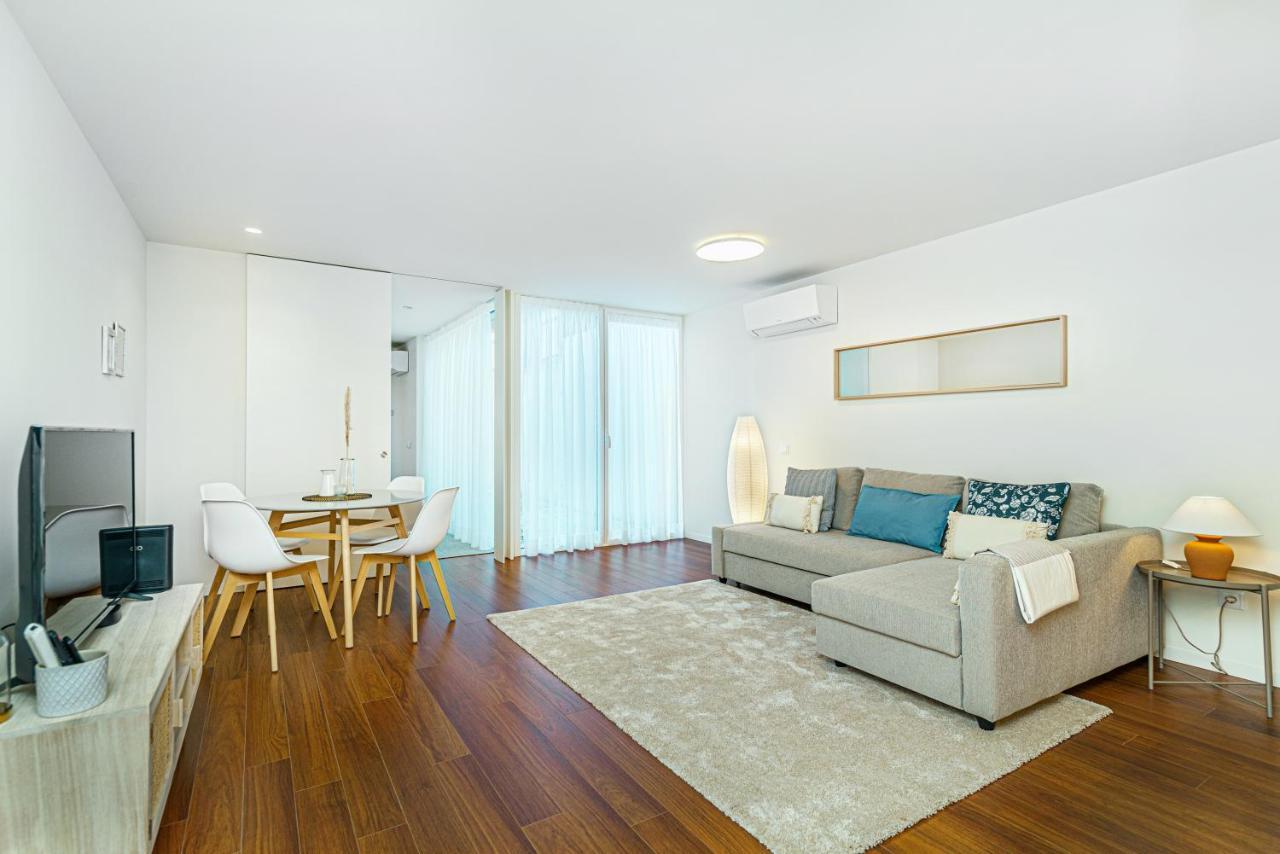 Bombarda Iii By Innkeeper * Porto