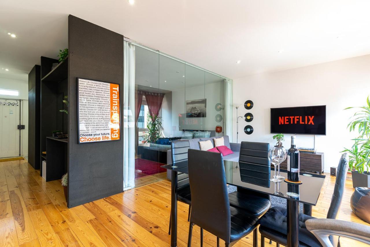 Sunny Oporto, Trindade Balcony Apartment *