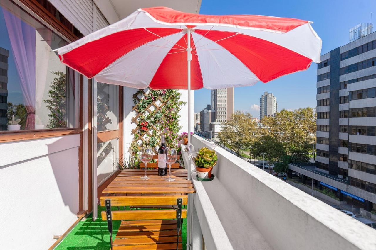 Sunny Oporto, Trindade Balcony Apartment Porto
