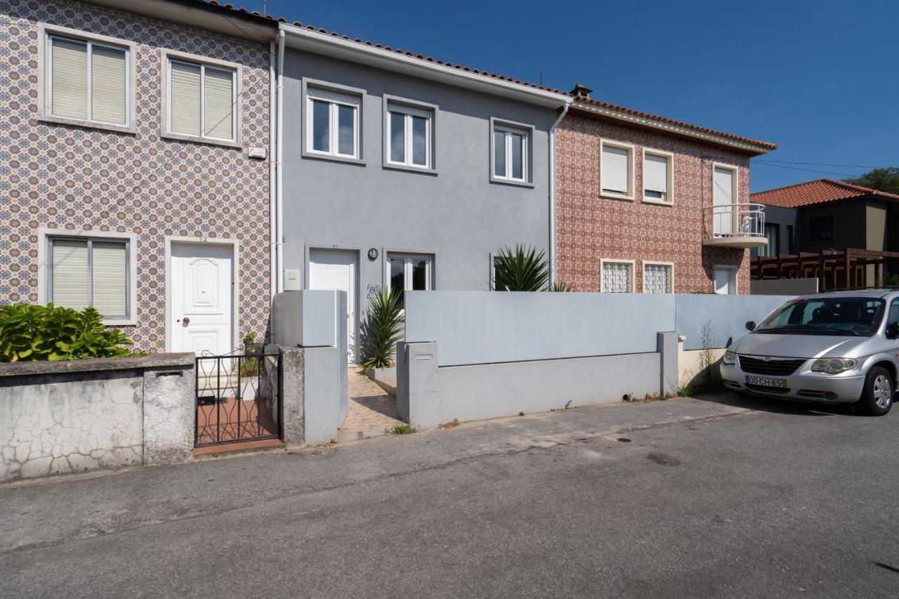 Ferienhaus Charming Bright House W/ Garden Porto