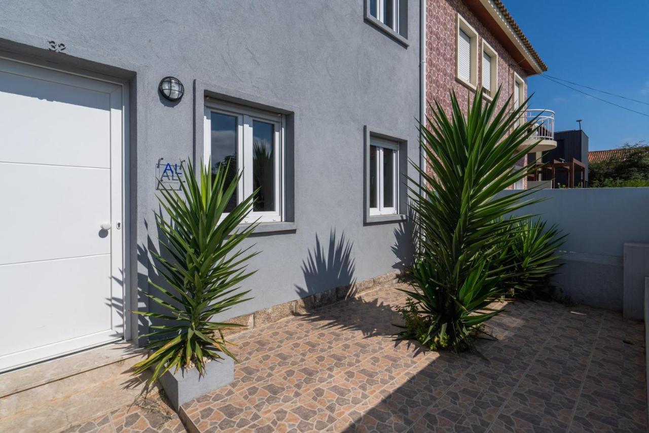 Charming Bright House W/ Garden