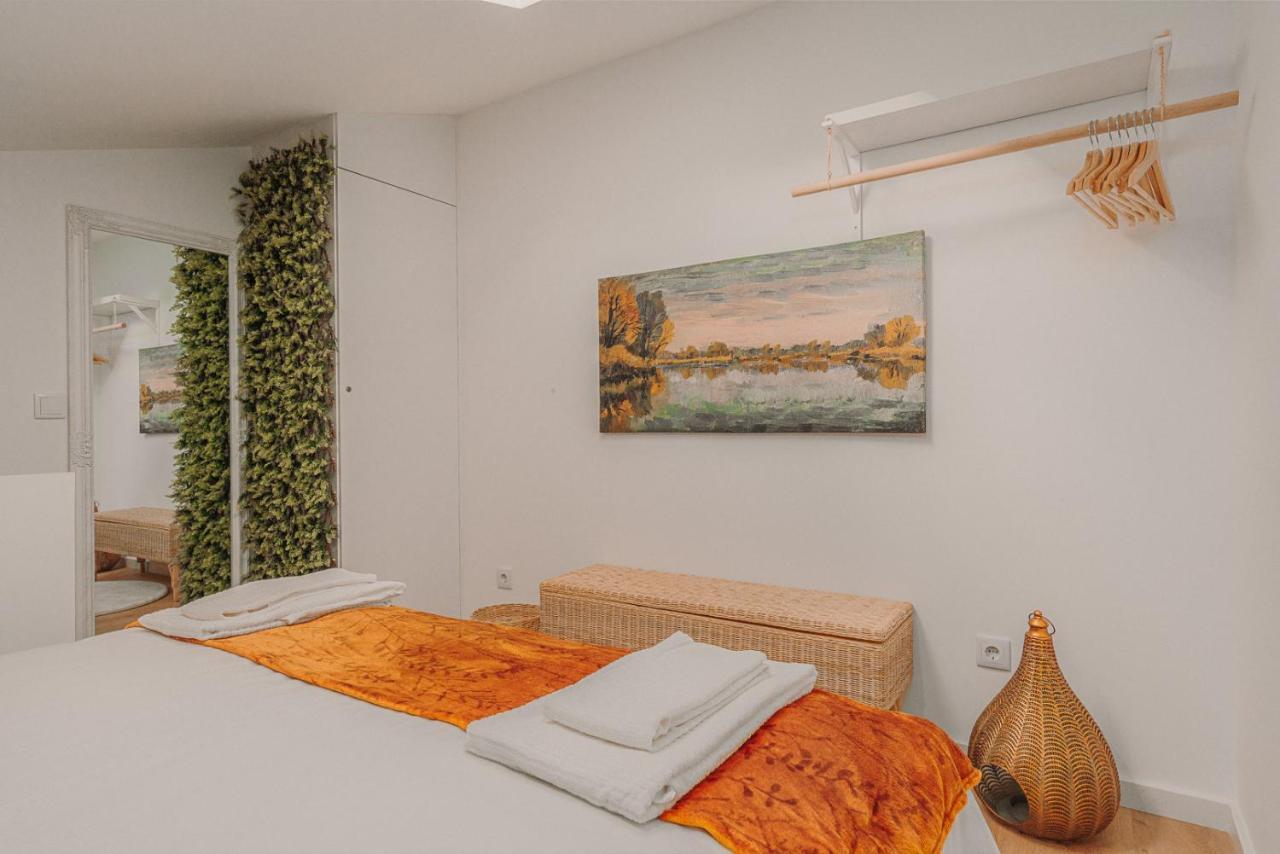 Nature Cosy Private House,w/ac Downtown Near Metro