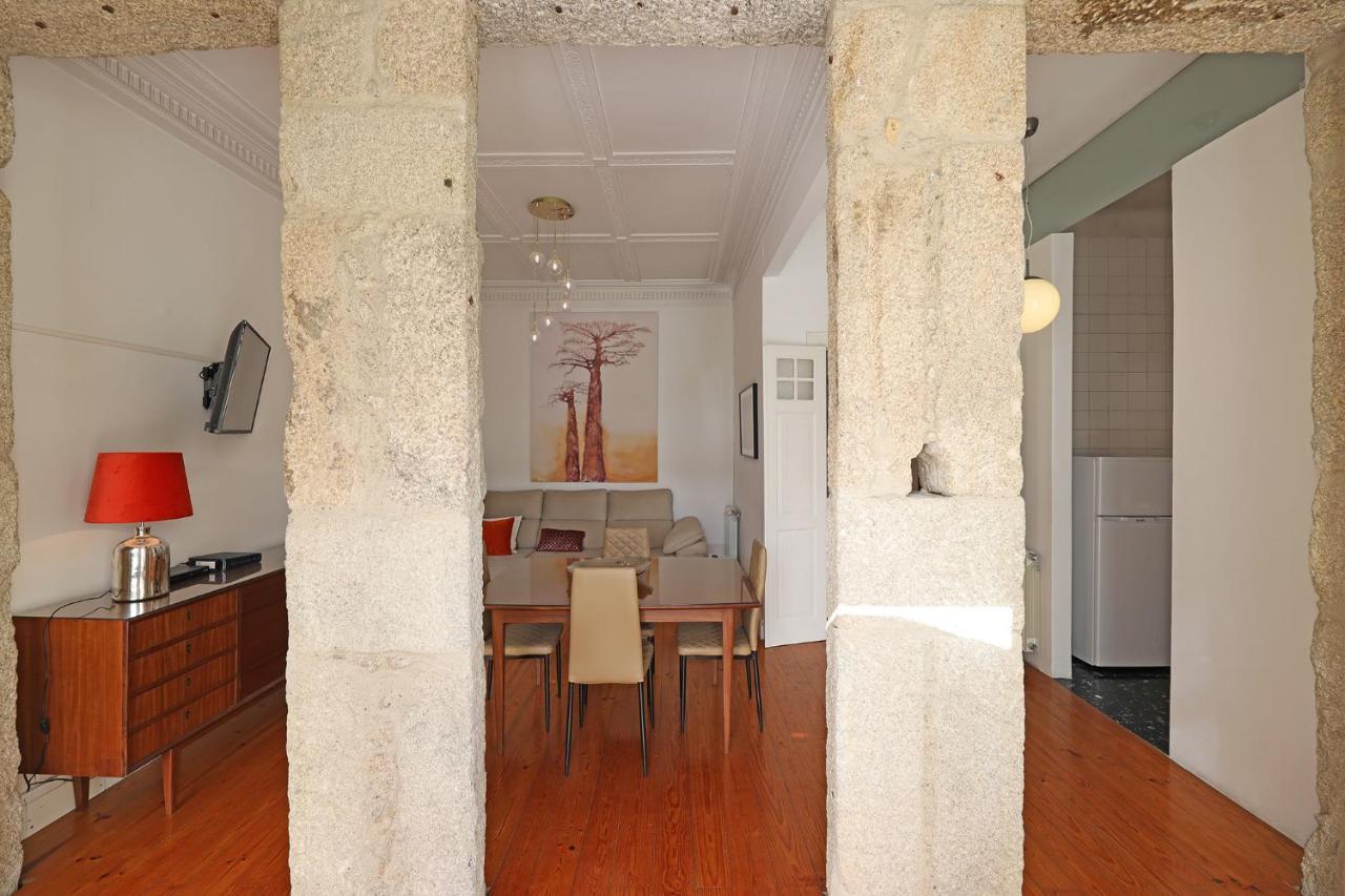 Apartment Flh Classic With Terrace & Parking *