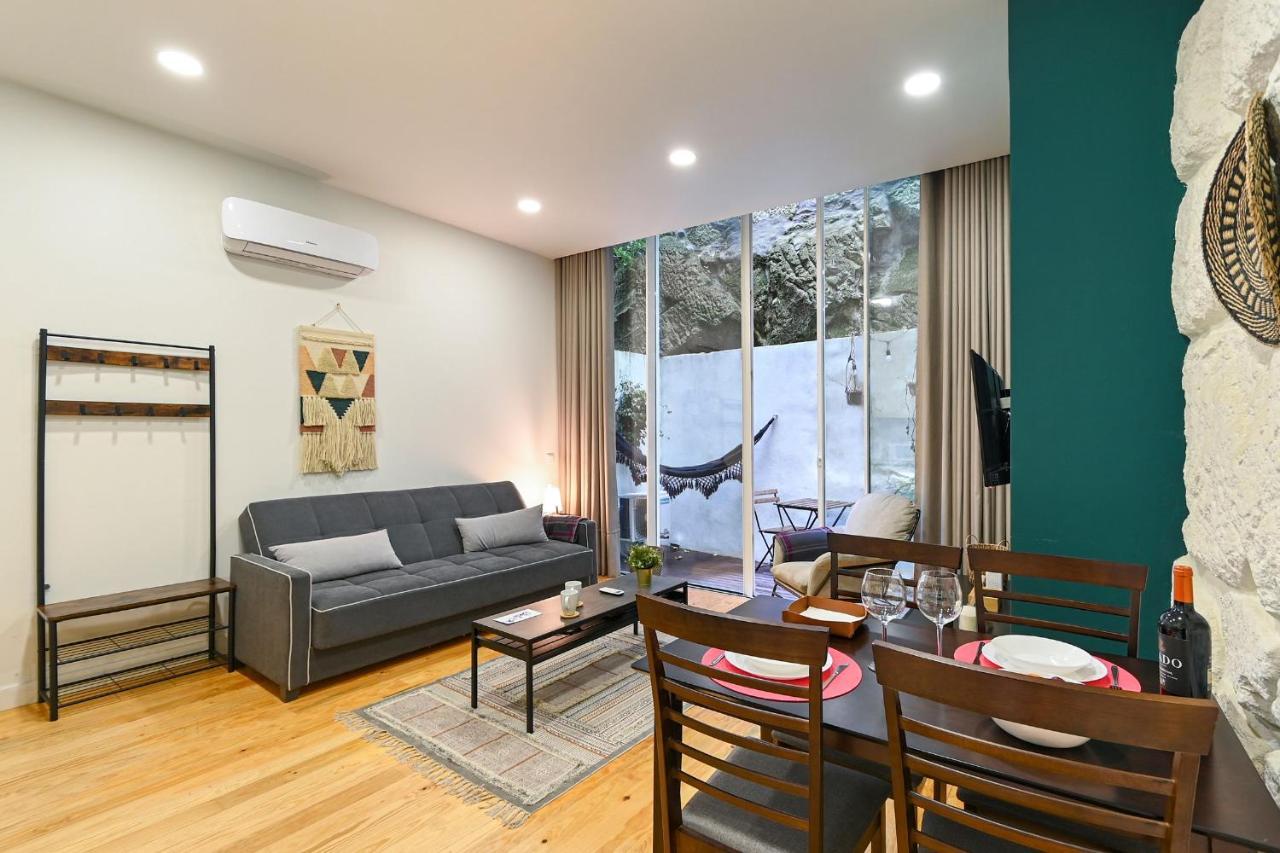 Patio De Santa Catarina - By Guest Apartment Porto