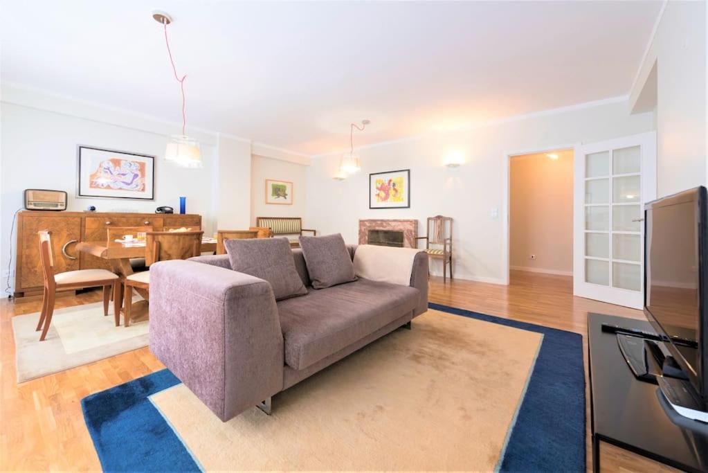 Apartment Degoes Downtown Flat