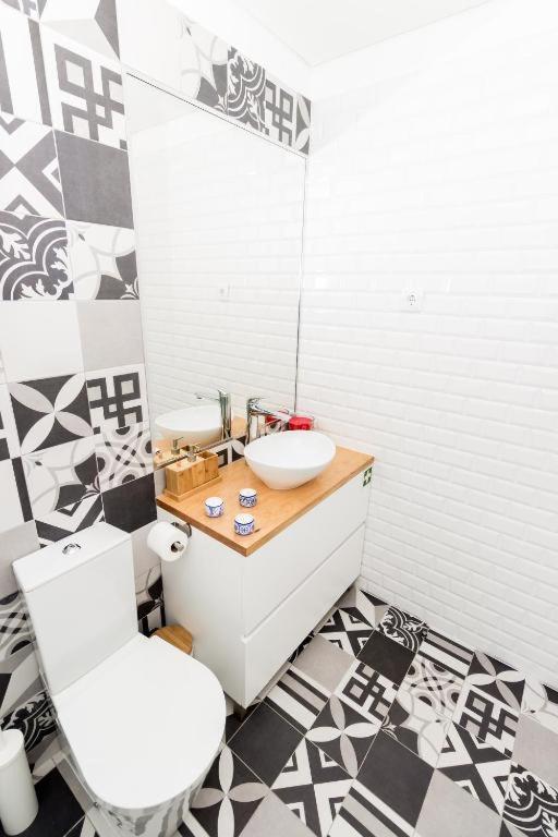 Apartment Modern - Campanha Train Station *