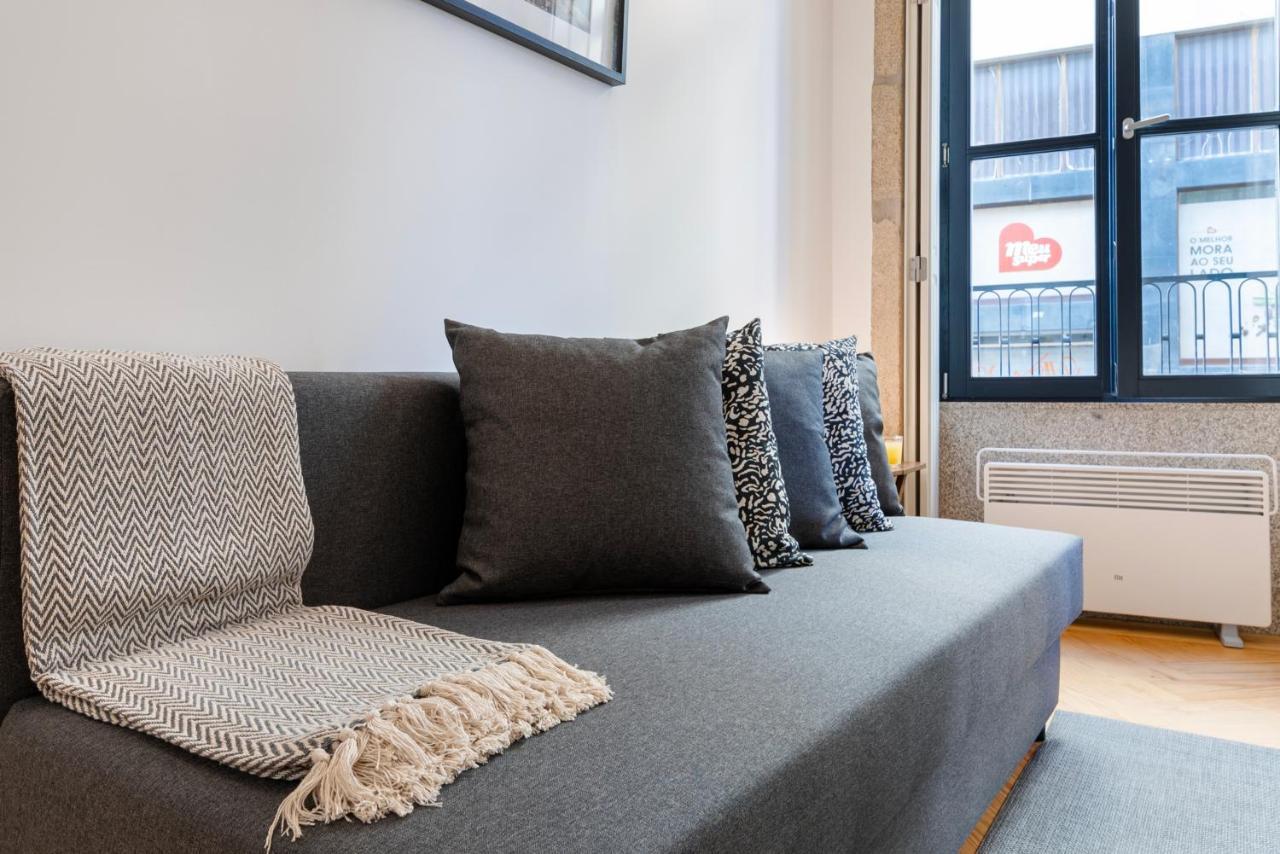 Apartamento Boavista Rilofe T1 Smart Duplex - By Guest *