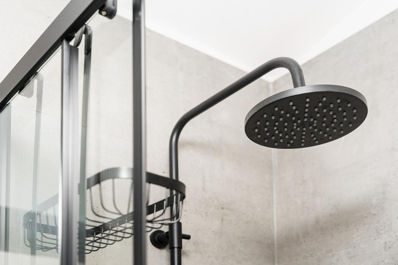 Guest house Victoria Project - - Private Parking