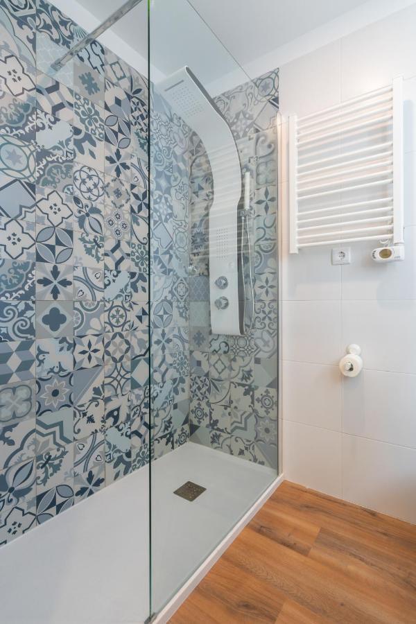 Fantastic Contemporary Flat W/ Balcony * Porto