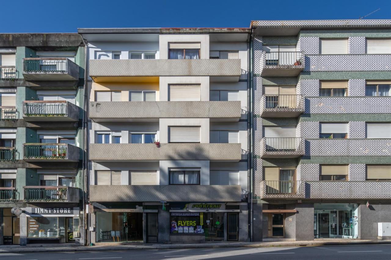Fantastic Contemporary Flat W/ Balcony * Porto