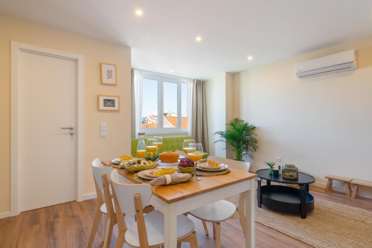 Fantastic Contemporary Flat W/ Balcony * Porto