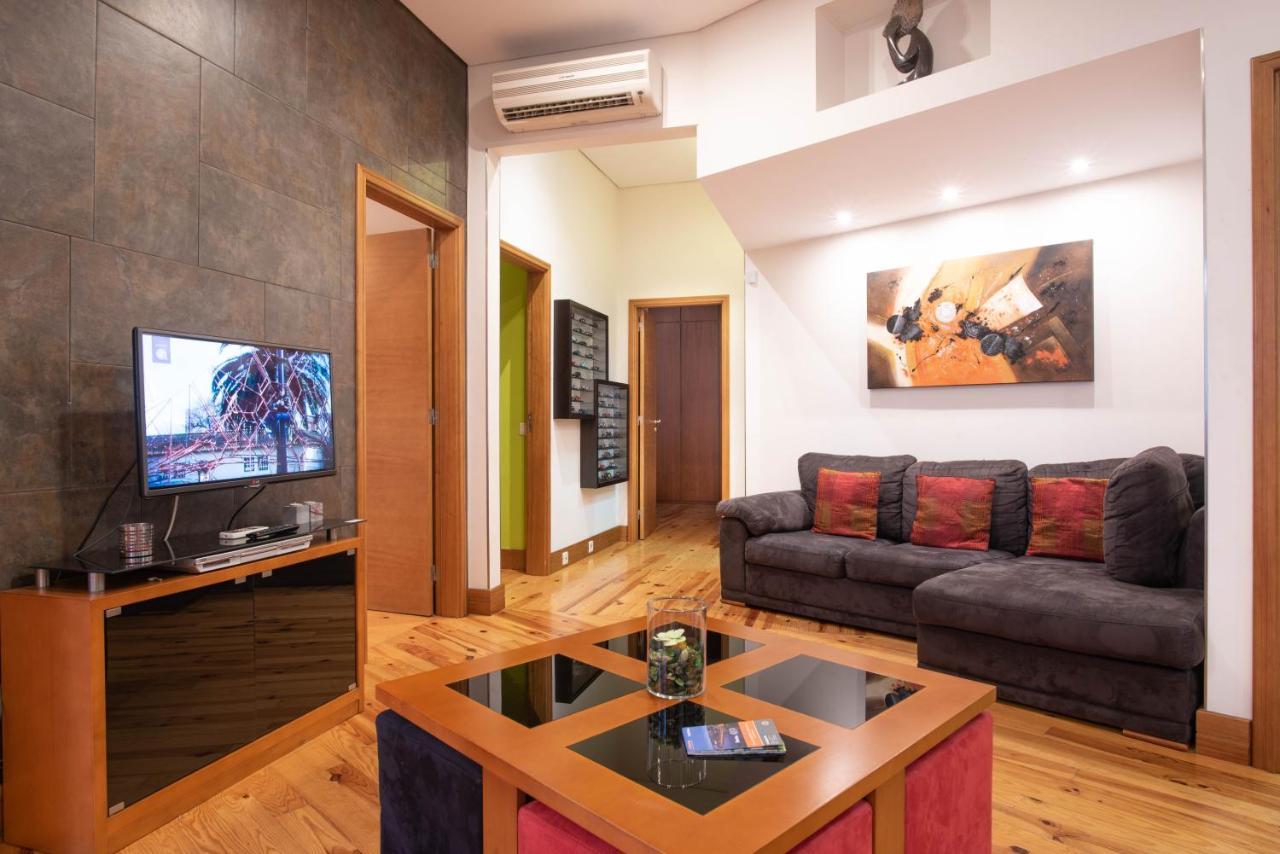 Apartment Feel Modern