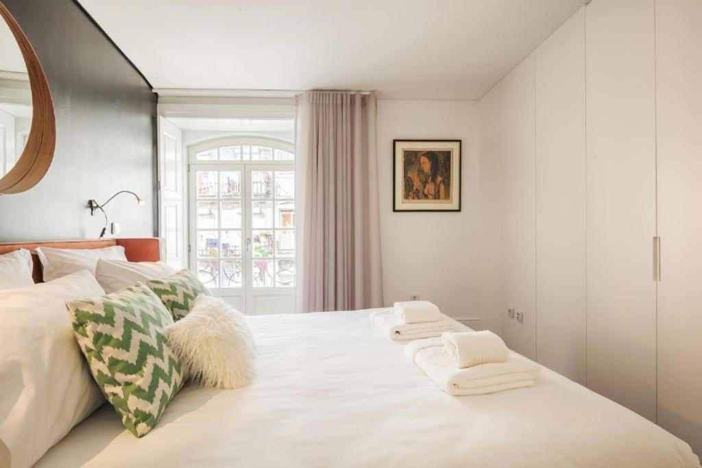 River View 2 Bed *