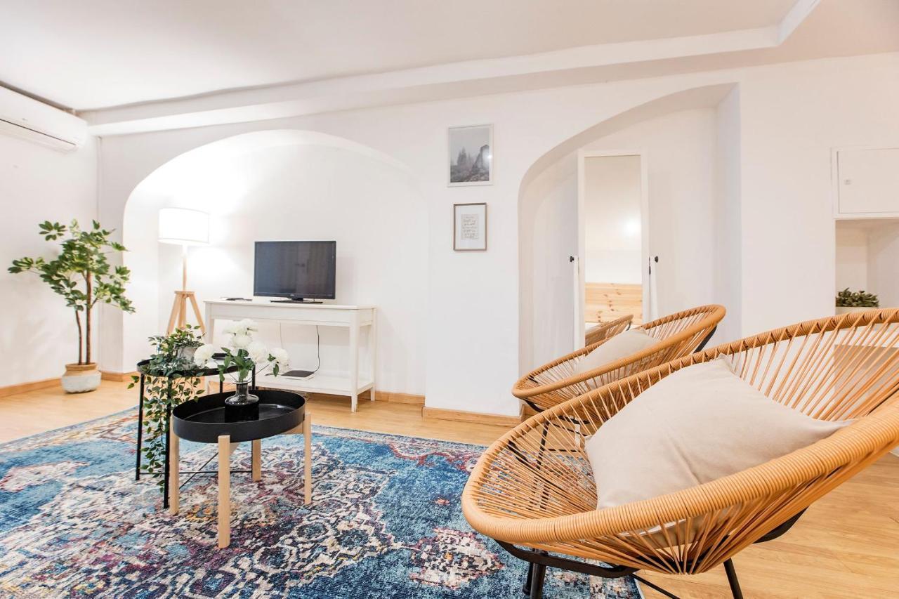 Almada Hideaway W/ Ac & Private Pool By Lovelystay * Porto