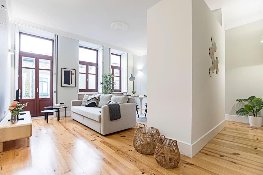 Historical Sunny Marques - With Ac! Appartement