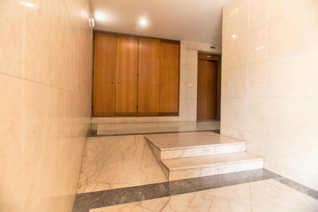 Apartment Republica Square By Hosts *