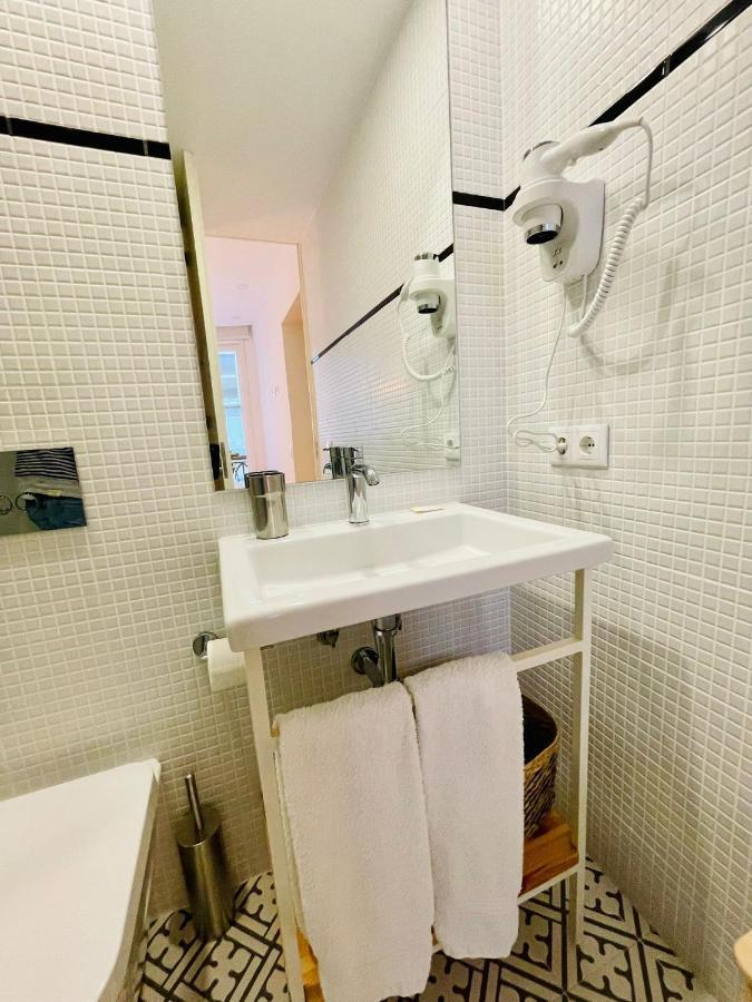 Apartment Chic & Cozy - Mercadores
