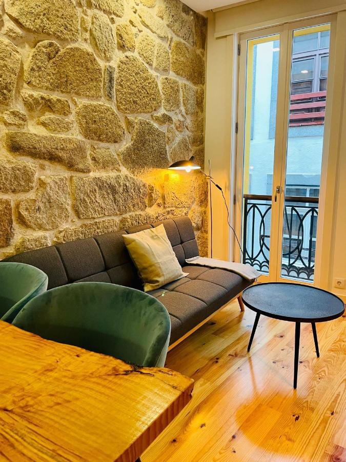 Chic & Cozy - Mercadores Apartment *