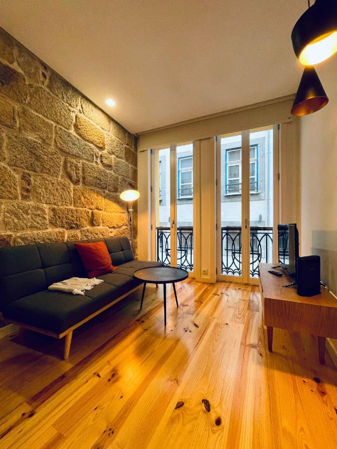 Chic & Cozy - Mercadores Apartment *