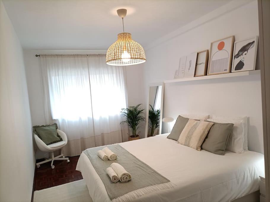 Apartment White Glam Ap