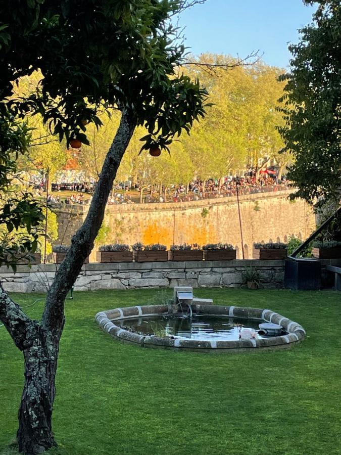 Loveporto2 Balcony/garden@hist.c * Porto