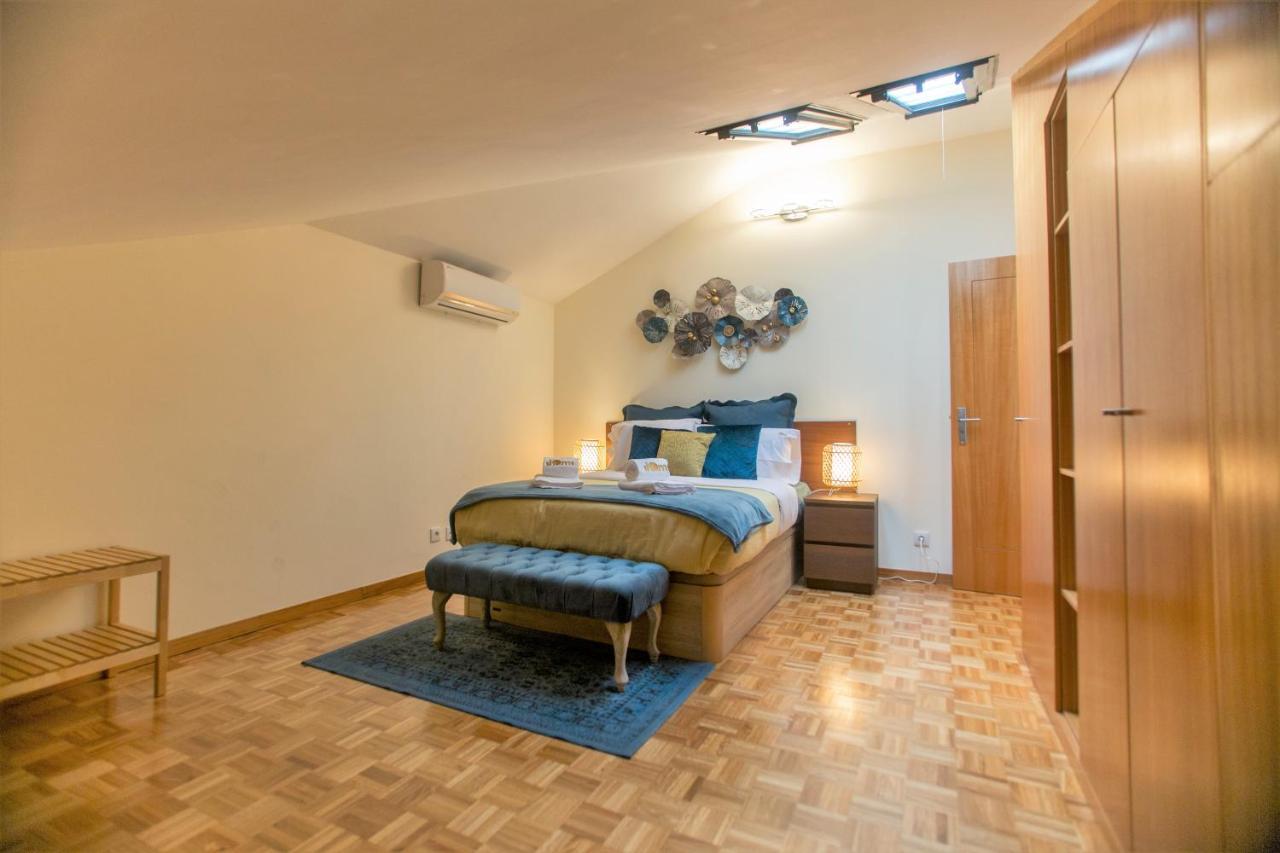 Republica Square By Hosts Apartment *