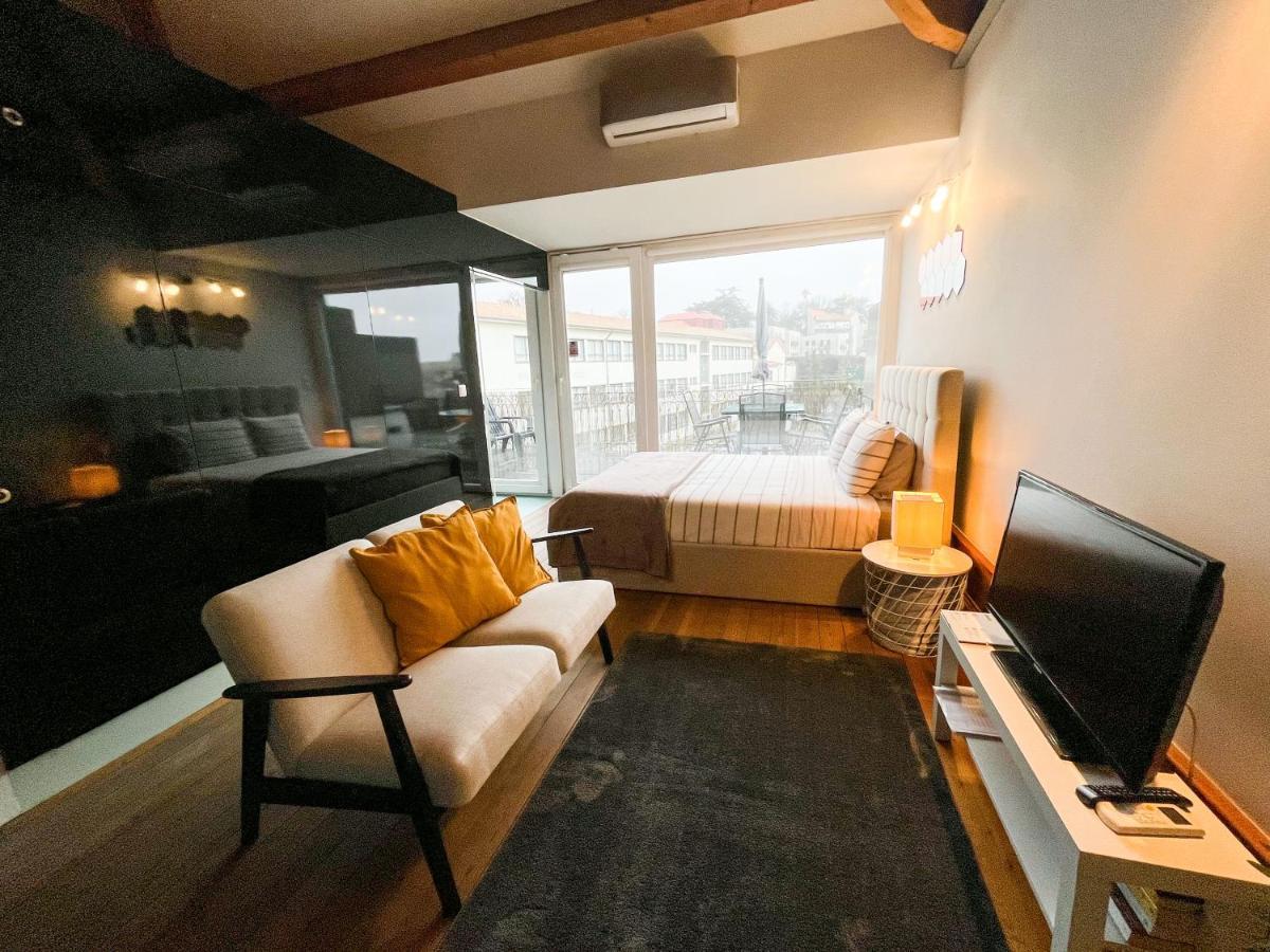 Nip | Center Near Sights Apartment
