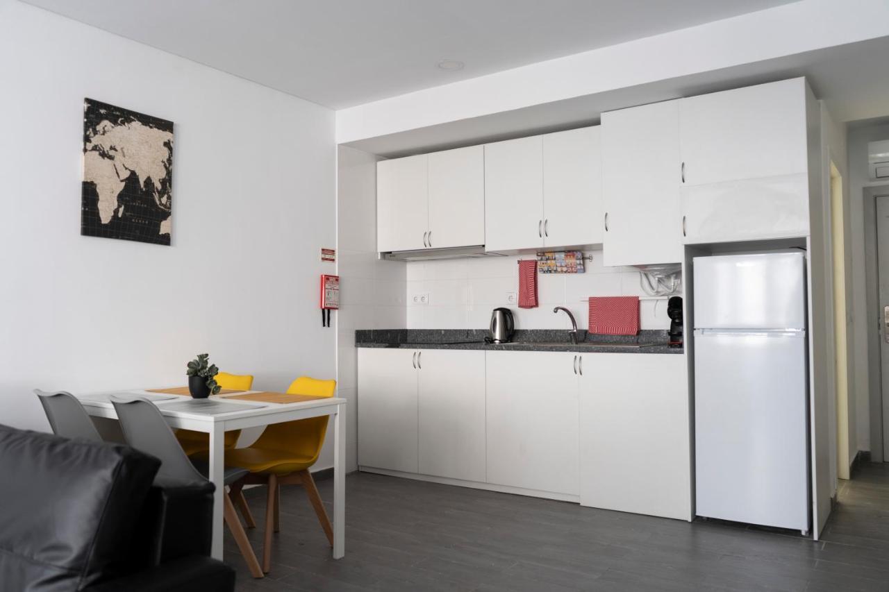 Almada Downtown 302 Apartment