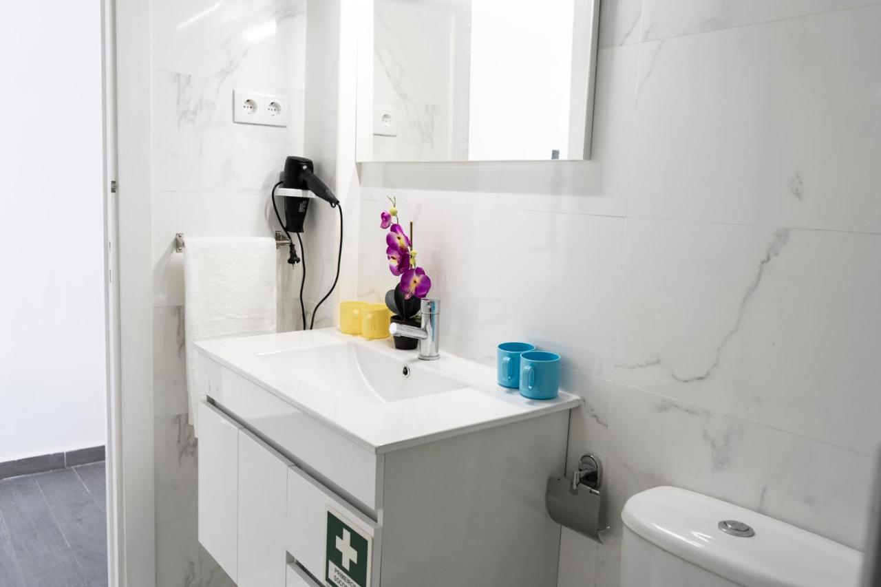 Almada Downtown 401 Apartment *