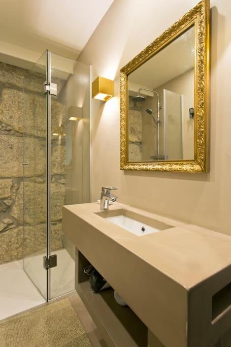 Aposentus - Stylish Downtown Loft * Porto