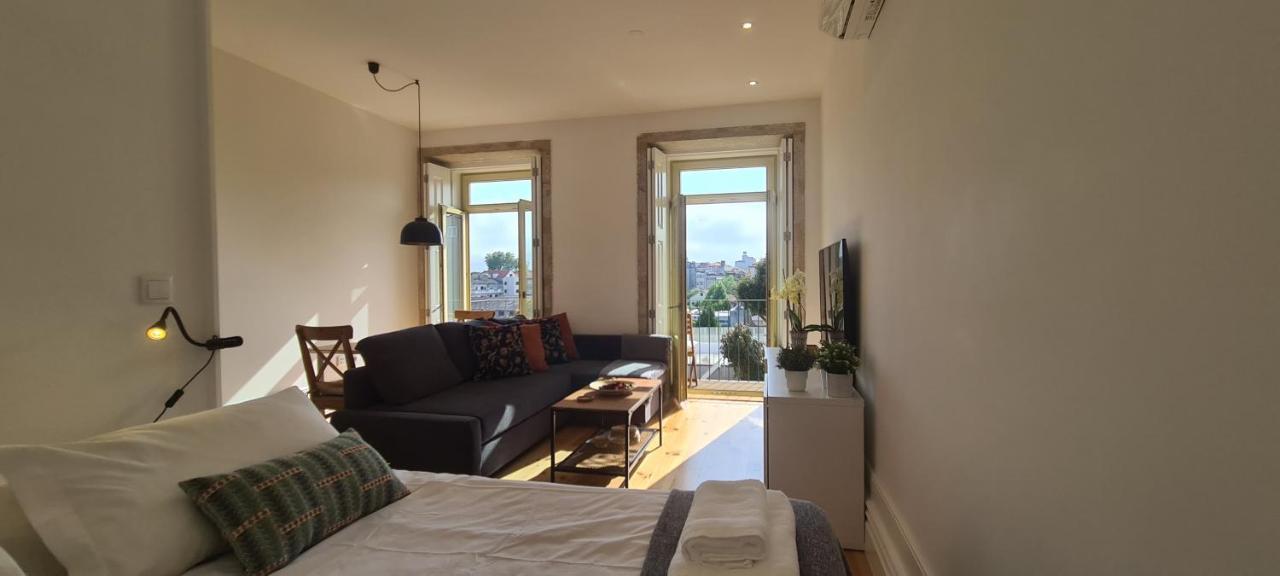 Apartment Merc Estudio 245 *