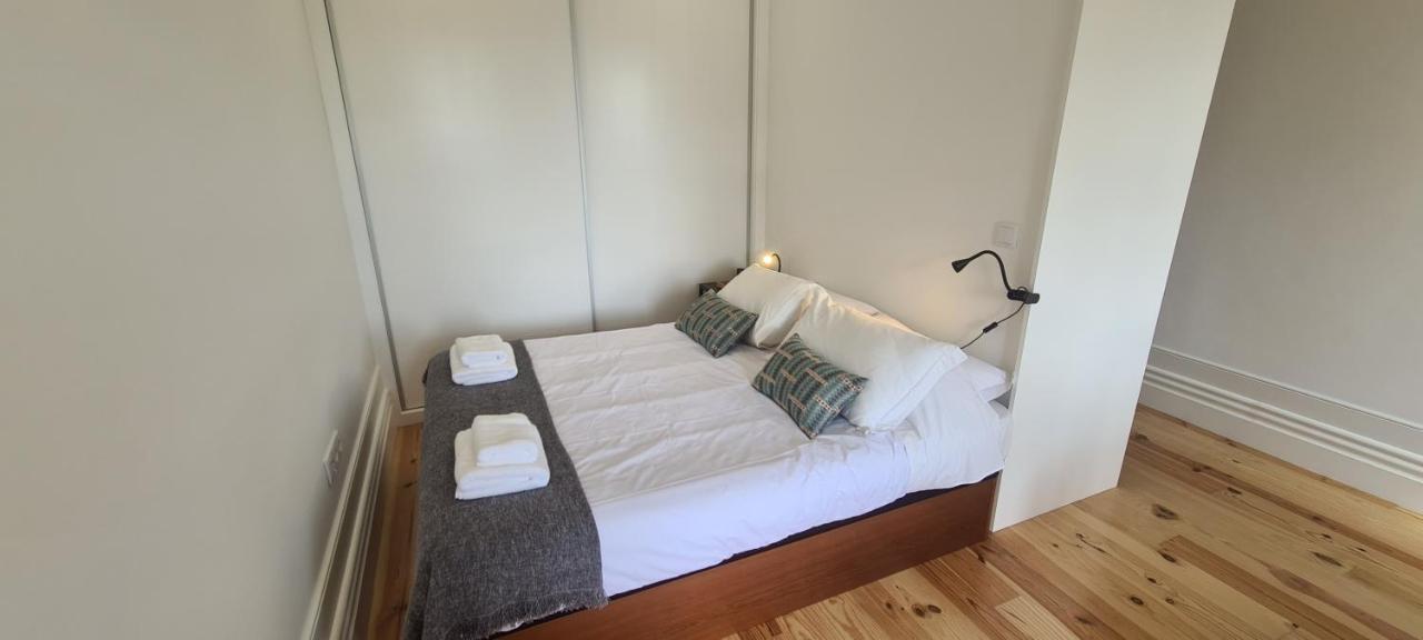 Merc Estudio 245 * Porto