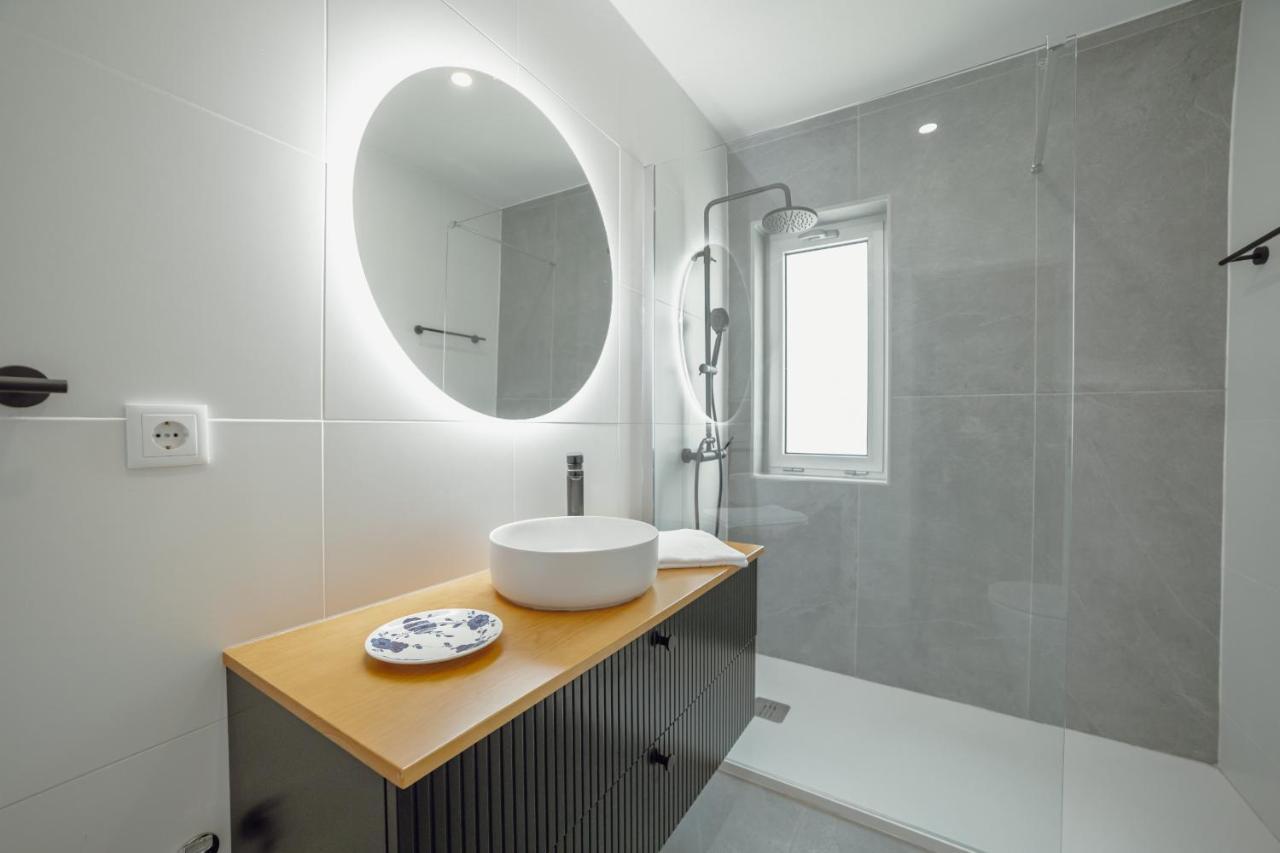 Apartment Crystal Palace Garden Stylish By Vacationy Porto