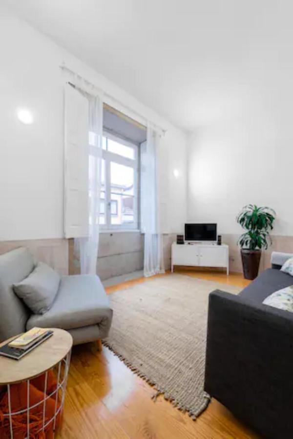 Apartment Formosa With Parking And Historic Charm! Porto