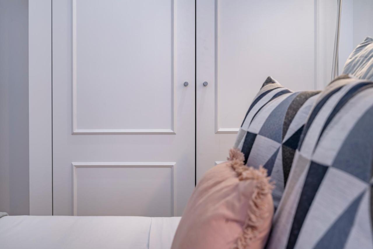 Almada Glamorous & Chic Oporto Downtown Porto